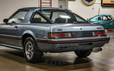 Mazda-Rx-7-1985-Blue-Gray-44