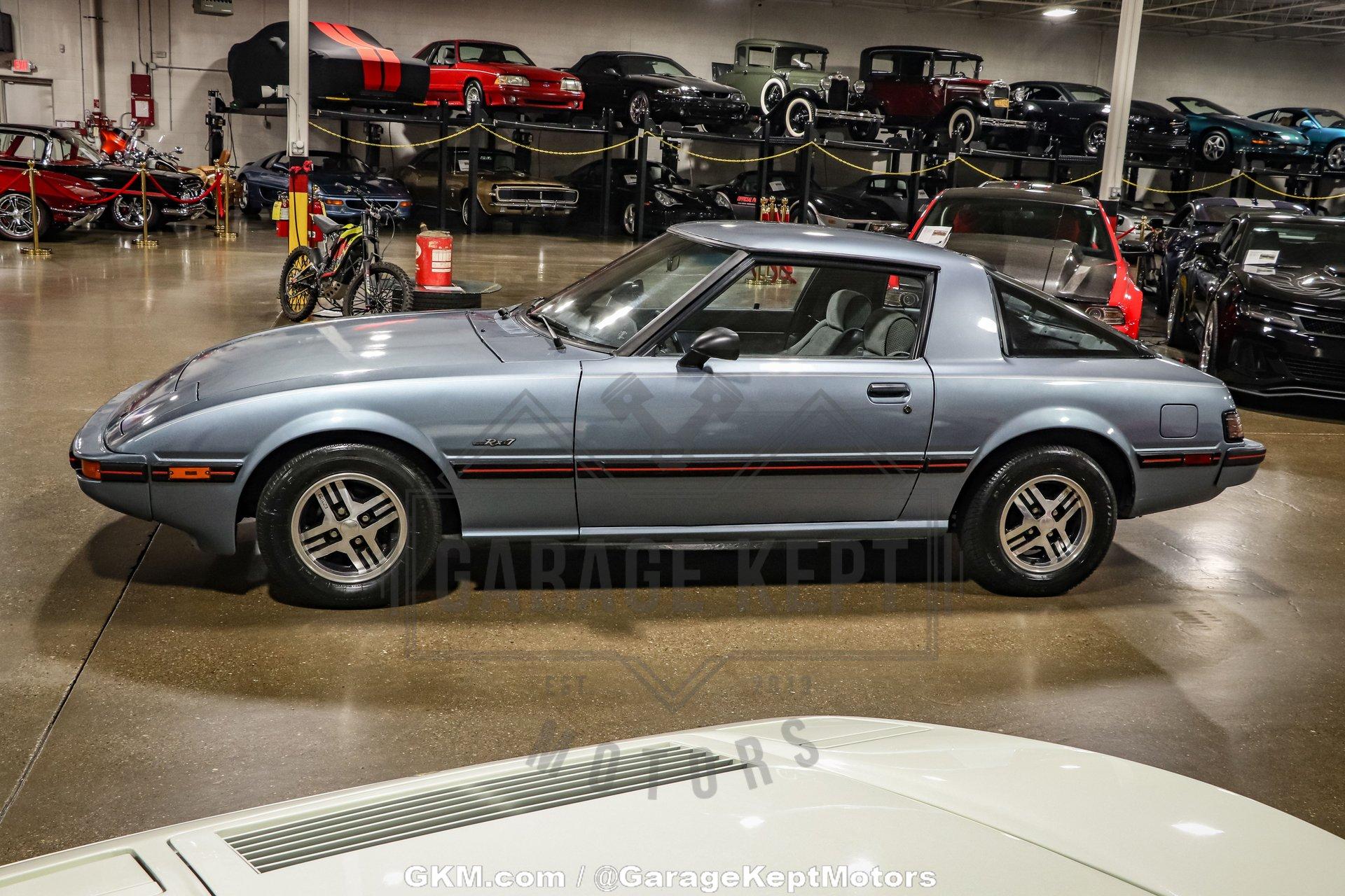 Mazda-Rx-7-1985-Blue-Gray-9