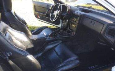 Mazda-Rx-7-1988-15