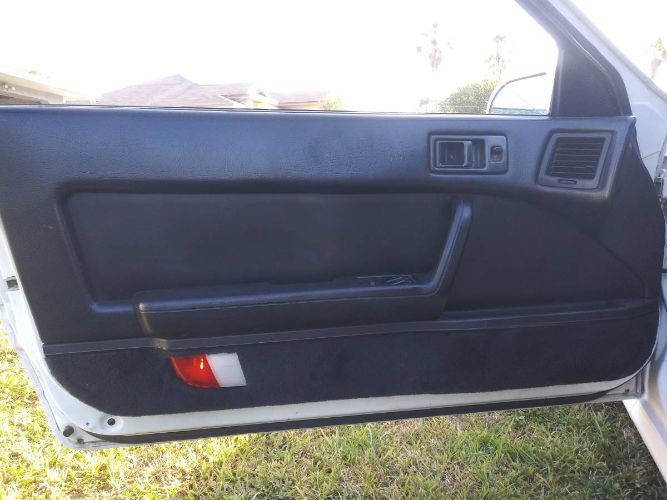 Mazda-Rx-7-1988-17