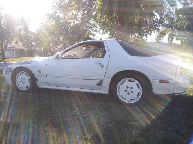Mazda-Rx-7-1988-18