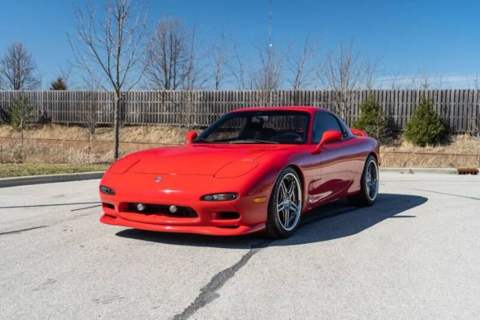 Mazda-Rx-7-1993-Red-Black-12