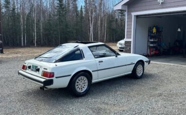 Mazda-Rx7-1979-white-1