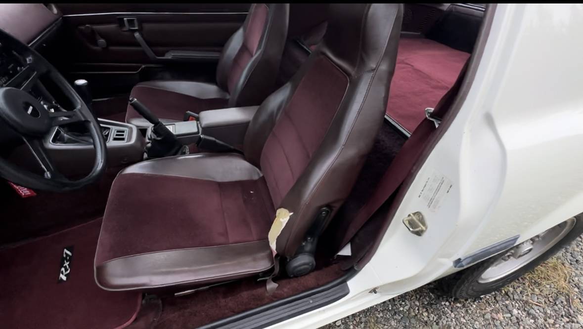 Mazda-Rx7-1979-white-3