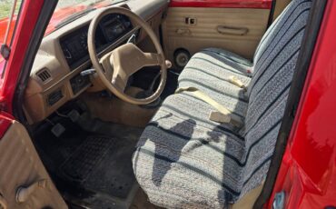 Mazda-b2000-1983-red-5