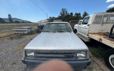 Mazda-b2200-1987-11