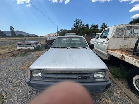 Mazda-b2200-1987-11