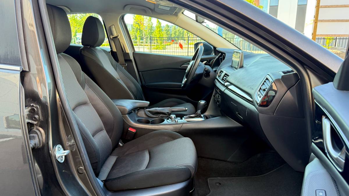 Mazda-mazda3-2014-16