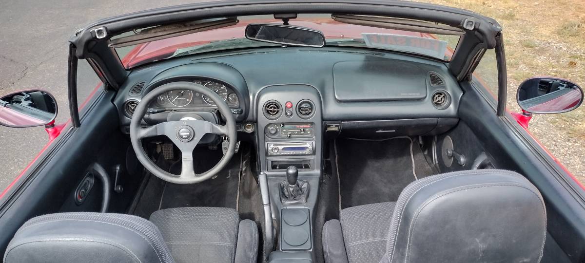 Mazda-mx-5-miata-1994-red-15