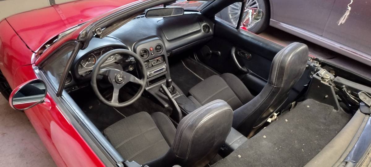 Mazda-mx-5-miata-1994-red-19