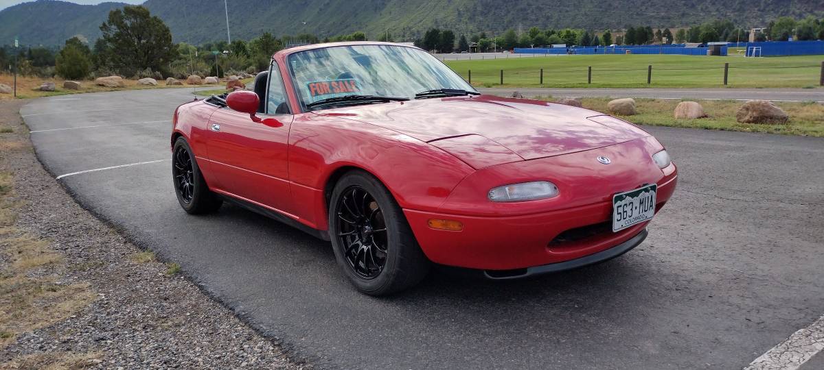 Mazda-mx-5-miata-1994-red-4