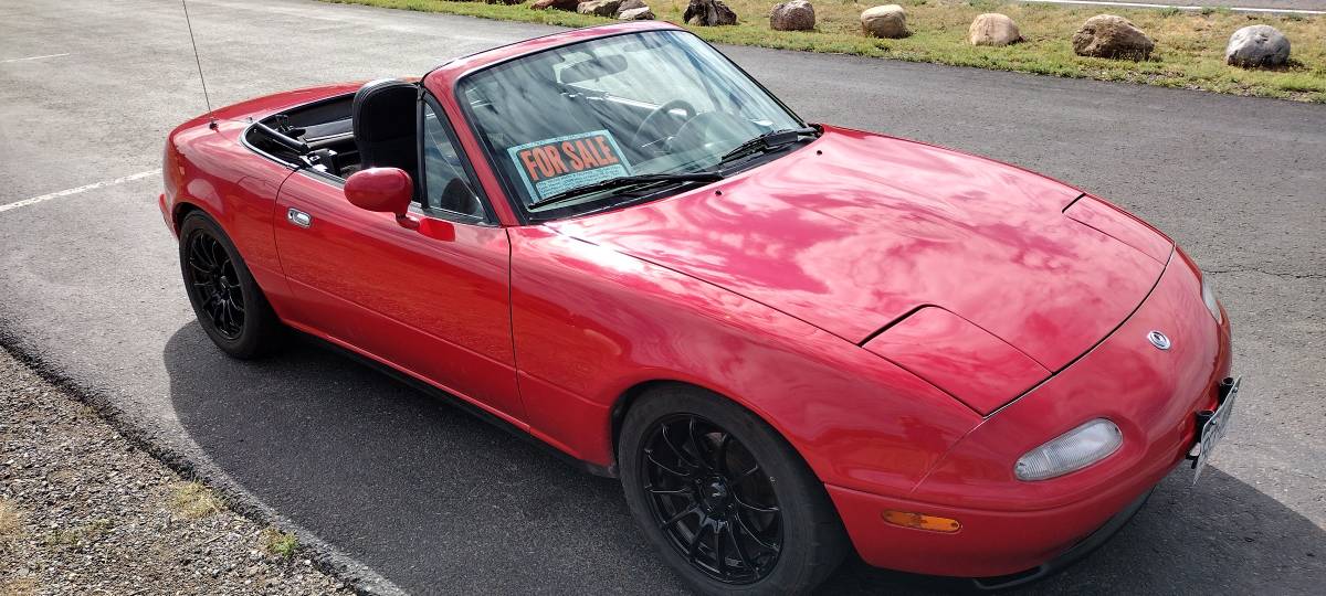 Mazda-mx-5-miata-1994-red-8