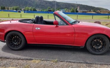 Mazda-mx-5-miata-1994-red-9