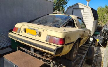 Mazda-rx7-1979-yellow-19