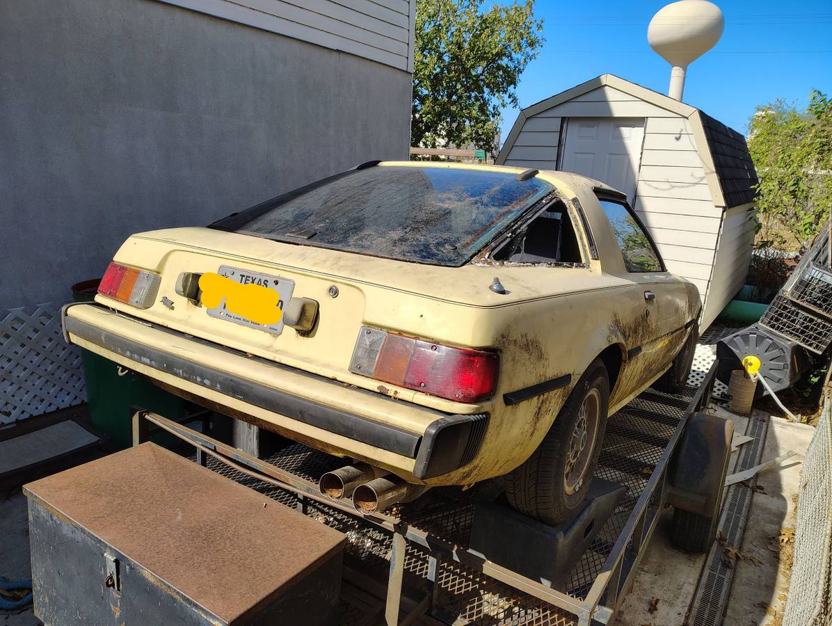 Mazda-rx7-1979-yellow-19