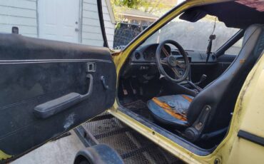 Mazda-rx7-1979-yellow-6