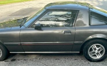 Mazda-rx7-1982-brown-1