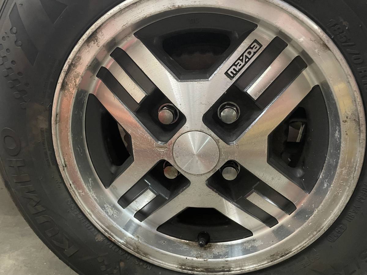Mazda-rx7-1982-brown-17