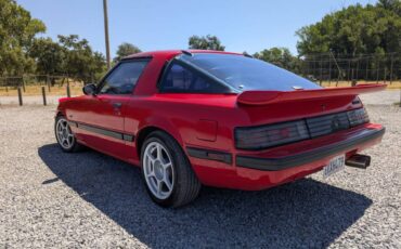 Mazda-rx7-1983-red-5