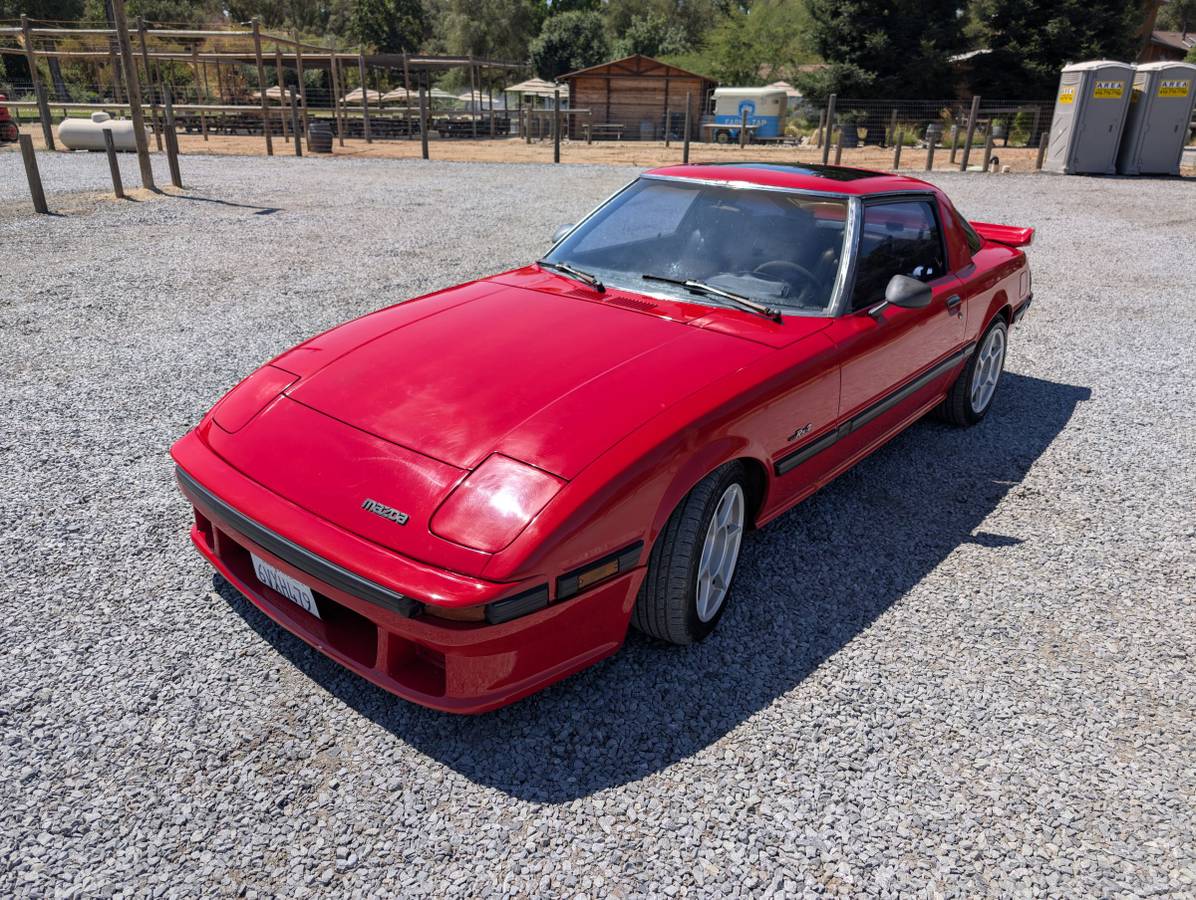 Mazda-rx7-1983-red-8