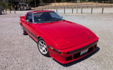 Mazda-rx7-1983-red-9
