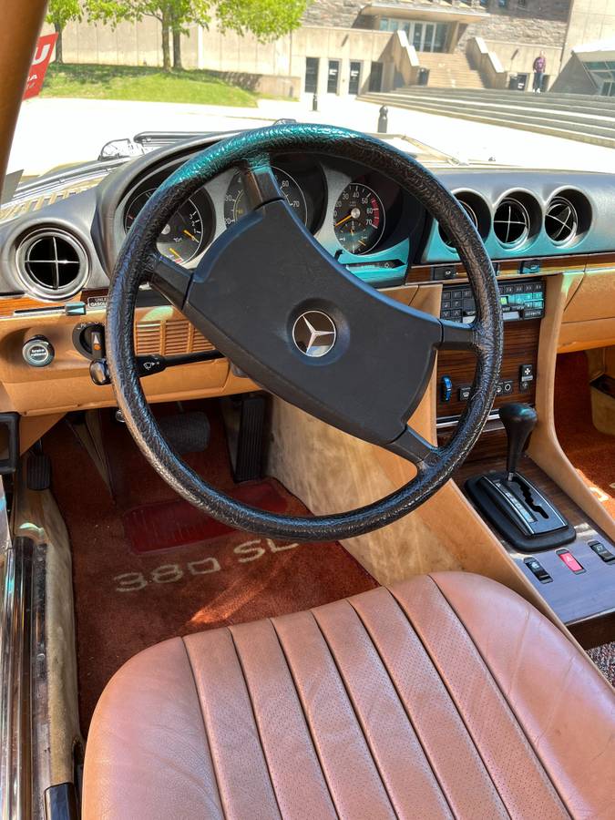 Mecedes-380-sl-1982-brown-5