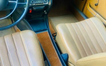 Mercedes-250-1972-white-29