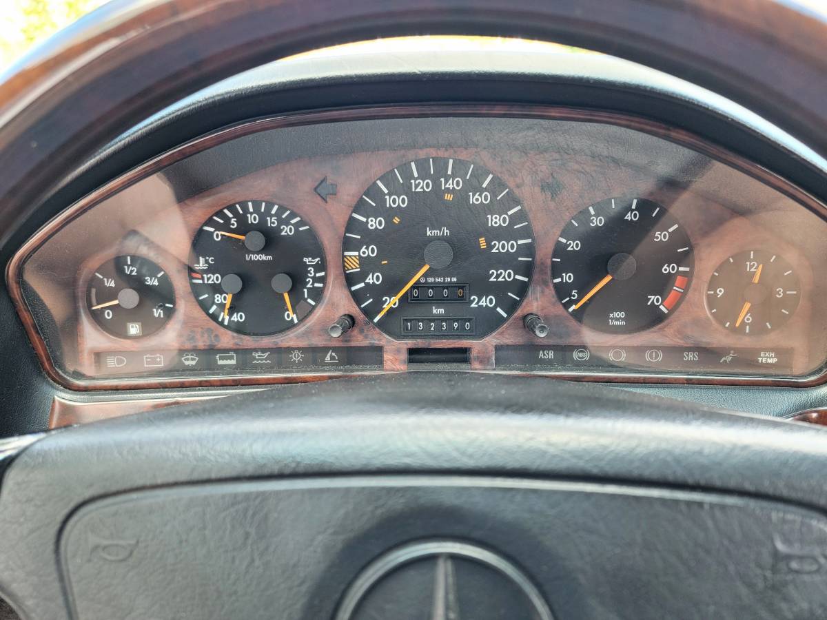 Mercedes-300sl-r129-1991-grey-3
