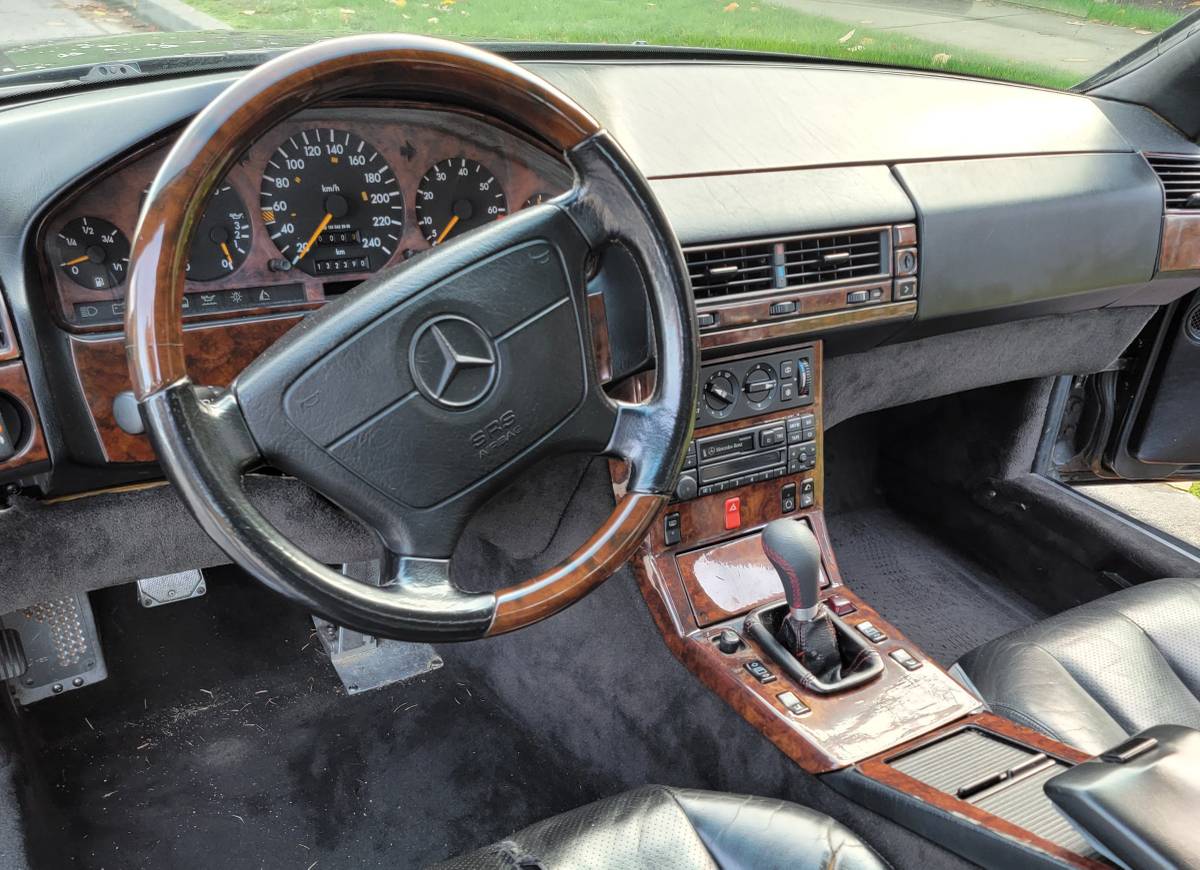 Mercedes-300sl-r129-1991-grey-4