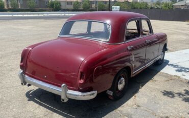 Mercedes-Benz-190-Series-1956-Sedan-4