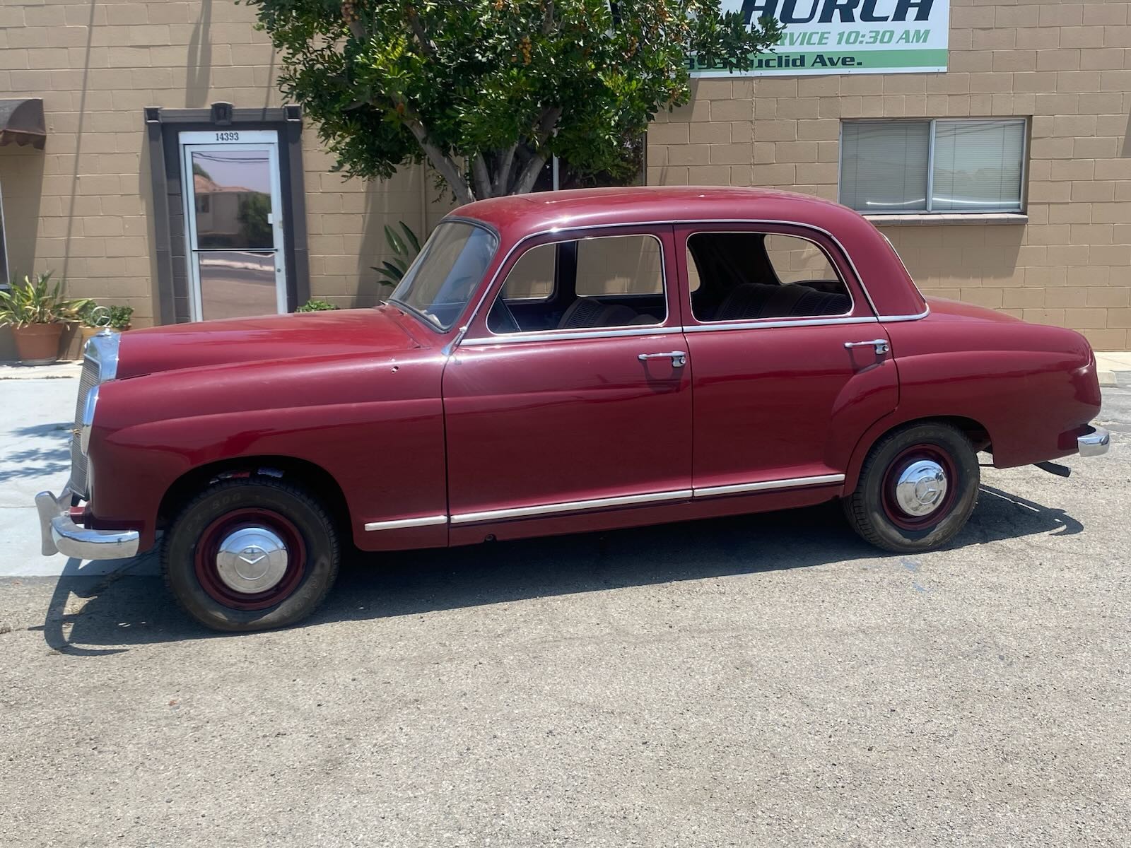 Mercedes-Benz-190-Series-1956-Sedan