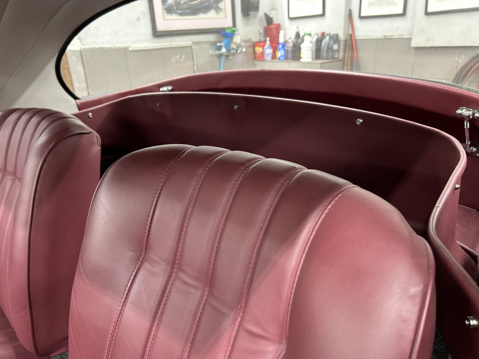 Mercedes-Benz-190-Series-1960-Roadster-33