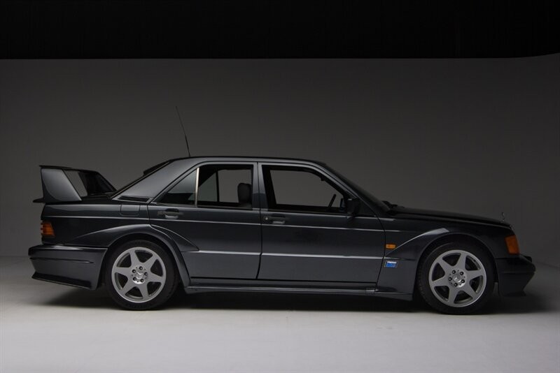 Mercedes-Benz-190-Series-1990-12