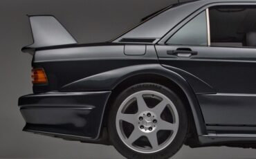 Mercedes-Benz-190-Series-1990-13