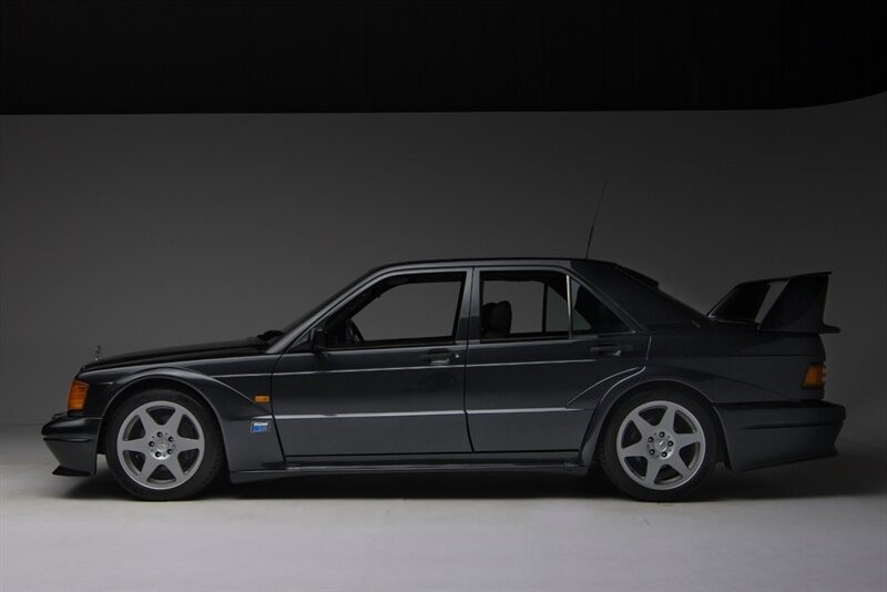 Mercedes-Benz-190-Series-1990-4