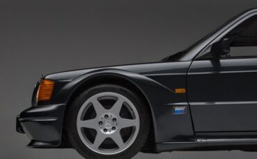 Mercedes-Benz-190-Series-1990-5
