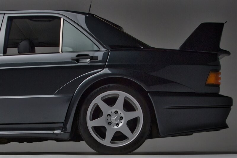 Mercedes-Benz-190-Series-1990-6