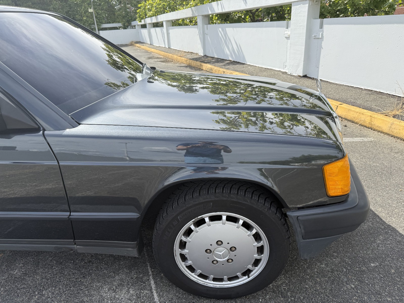 Mercedes-Benz-190D-1985-Sedan-9