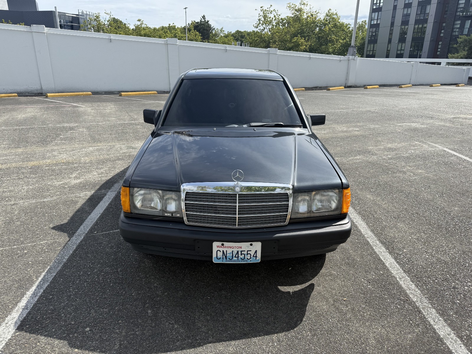 Mercedes-Benz-190D-1985-Sedan