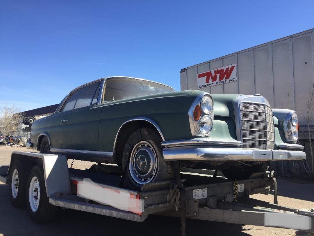 Mercedes-Benz-200-1966-Coupe