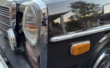 Mercedes-Benz-280-1974-20