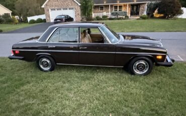 Mercedes-Benz-280-1974