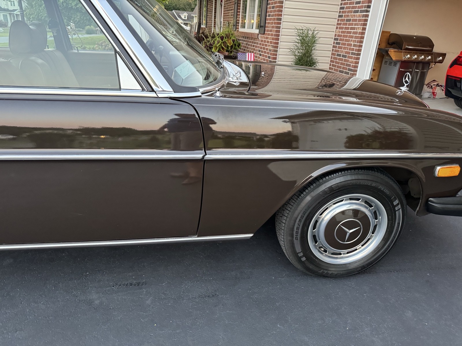 Mercedes-Benz-280-1974-5