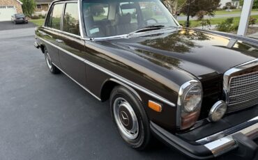 Mercedes-Benz-280-1974-8