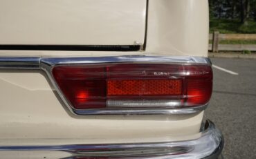 Mercedes-Benz-280-SE-1969-Coupe-13