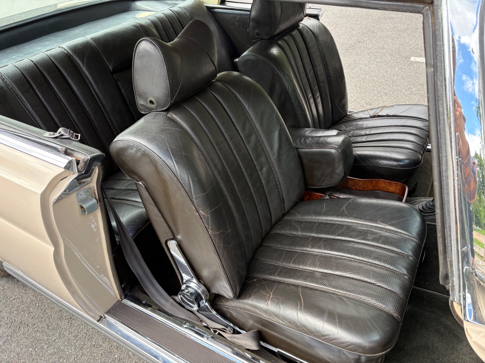 Mercedes-Benz-280-SE-1969-Coupe-17