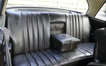 Mercedes-Benz-280-SE-1969-Coupe-21