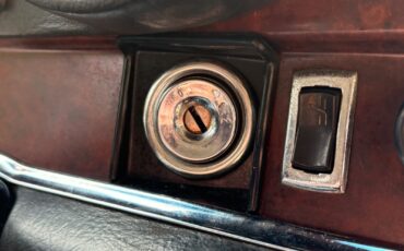 Mercedes-Benz-280-SE-1969-Coupe-26