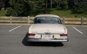 Mercedes-Benz-280-SE-1969-Coupe-3