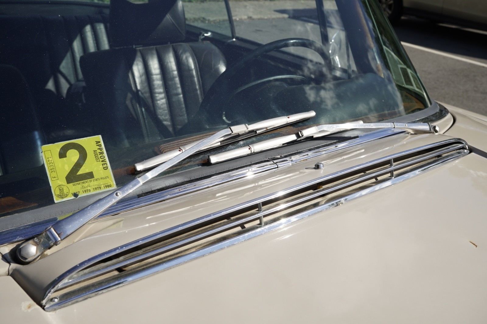 Mercedes-Benz-280-SE-1969-Coupe-37